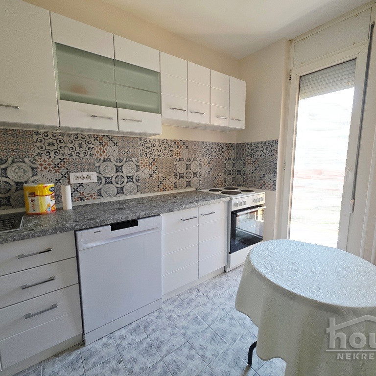 Stan Prodaja Novi Sad  60 m2