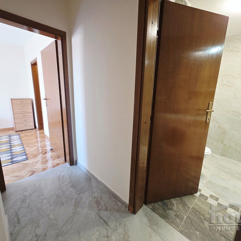 Dvosoban stan na prodaju, Nova Detelinara, Novi Sad, 60m², 3. sprat, 200.000 €