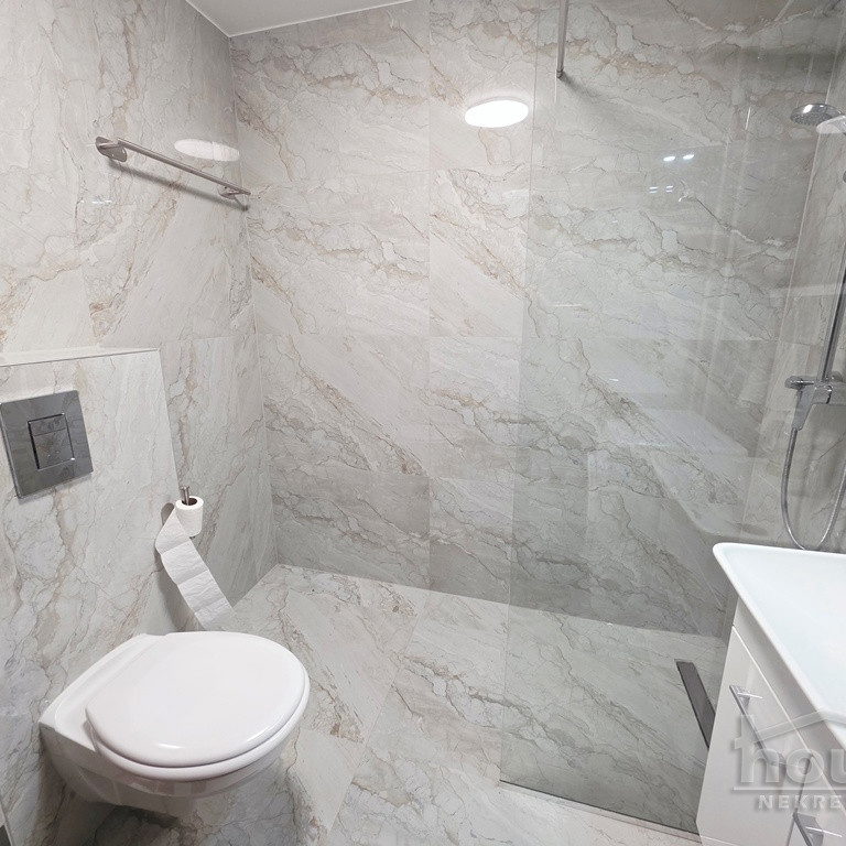 Dvosoban stan na prodaju, Nova Detelinara, Novi Sad, 60m², 3. sprat, 200.000 €