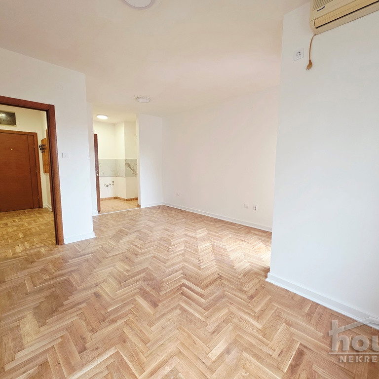 Stan Prodaja Novi Sad  45 m2