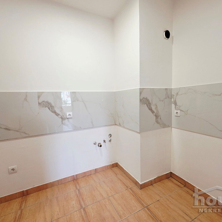 Stan Prodaja Novi Sad  45 m2