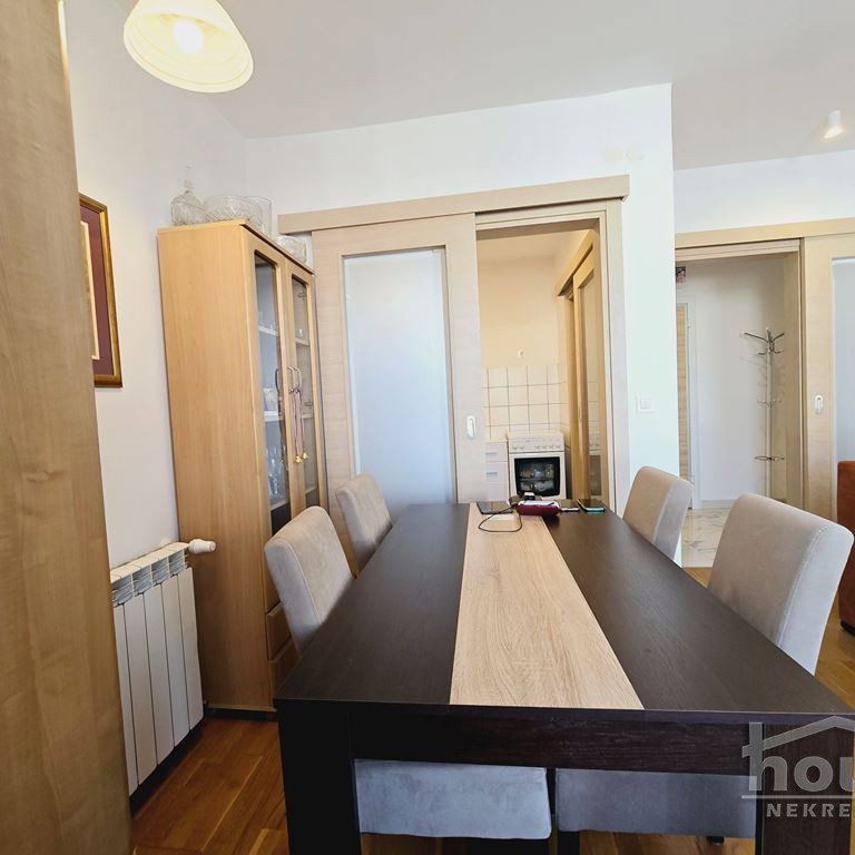 Stan Prodaja Novi Sad  66 m2