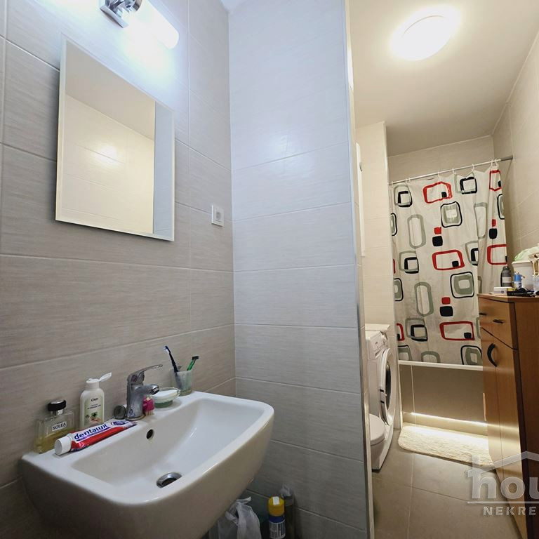 Dvosoban stan na prodaju, Novo Naselje, Novi Sad, 66m², 4. sprat, 160.000 €