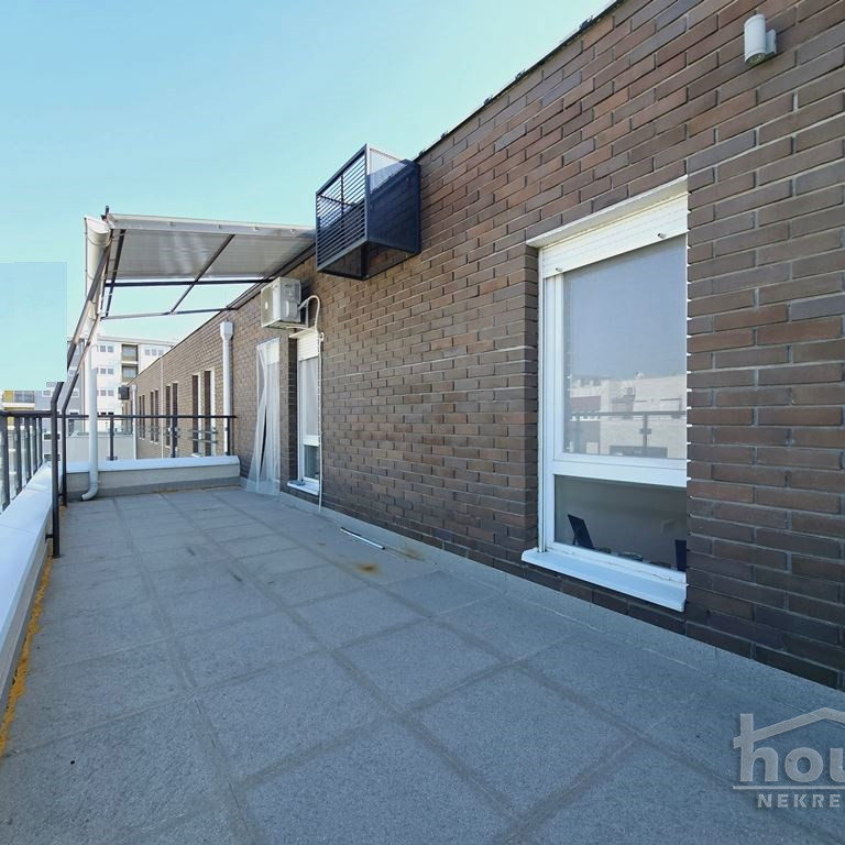 Dvosoban stan na prodaju, Novo Naselje, Novi Sad, 66m², 4. sprat, 160.000 €