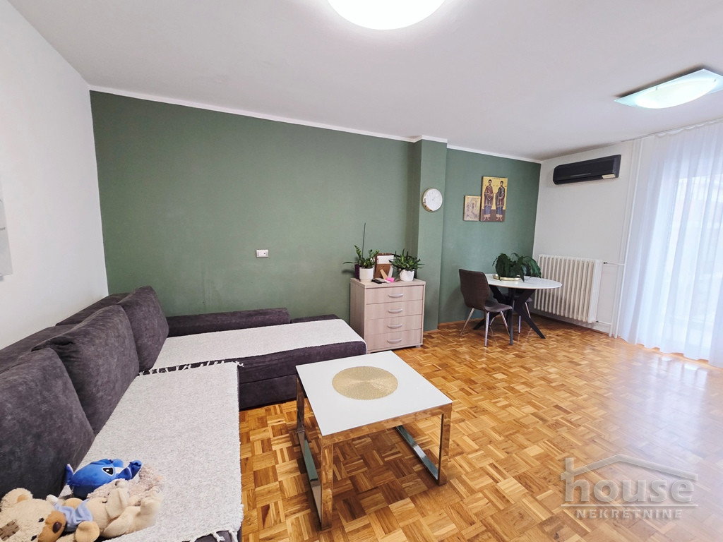 Stan Prodaja Novi Sad  55 m2