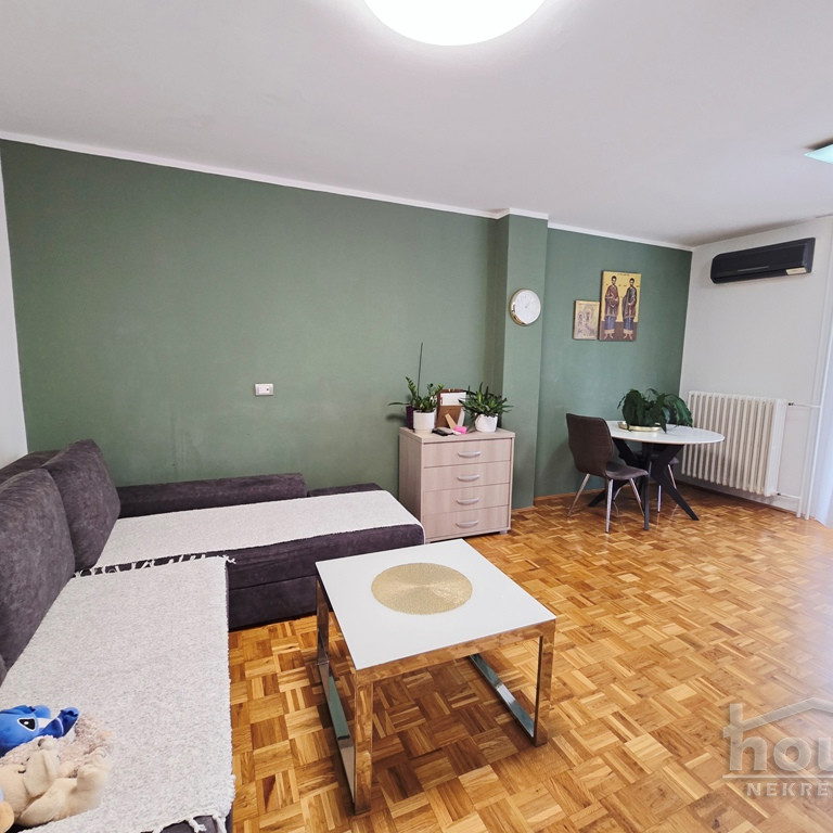Stan Prodaja Novi Sad  55 m2