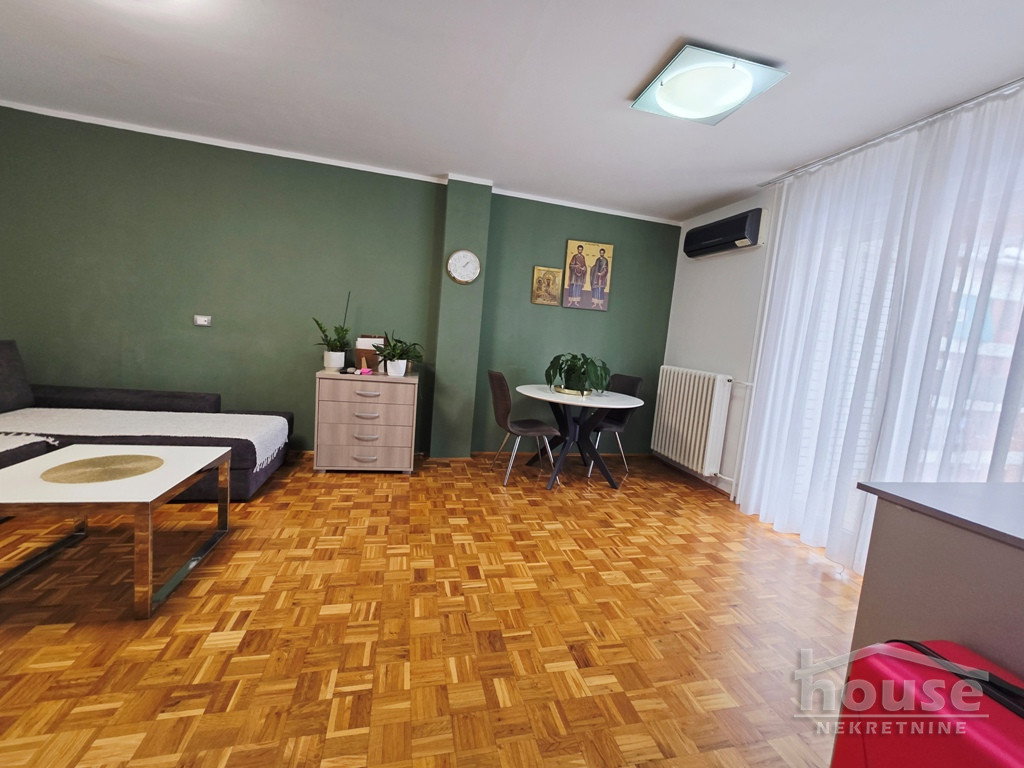 Stan Prodaja Novi Sad  55 m2