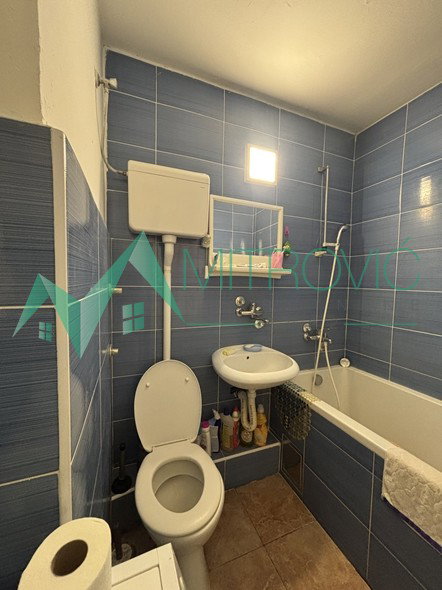 stanovi-2-re-novo-naselje-ns-1002952-26d8l Dvoiposoban stan na prodaju, Novo Naselje, Novi Sad, 69m², 175.100 €