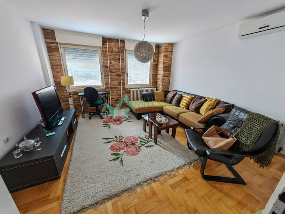 Dvosoban stan na prodaju, Bulevar Oslobođenja, Novi Sad, 51m², 152.400 €