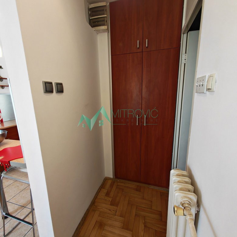 Dvosoban stan na prodaju, Bulevar Oslobođenja, Novi Sad, 51m², 152.400 €