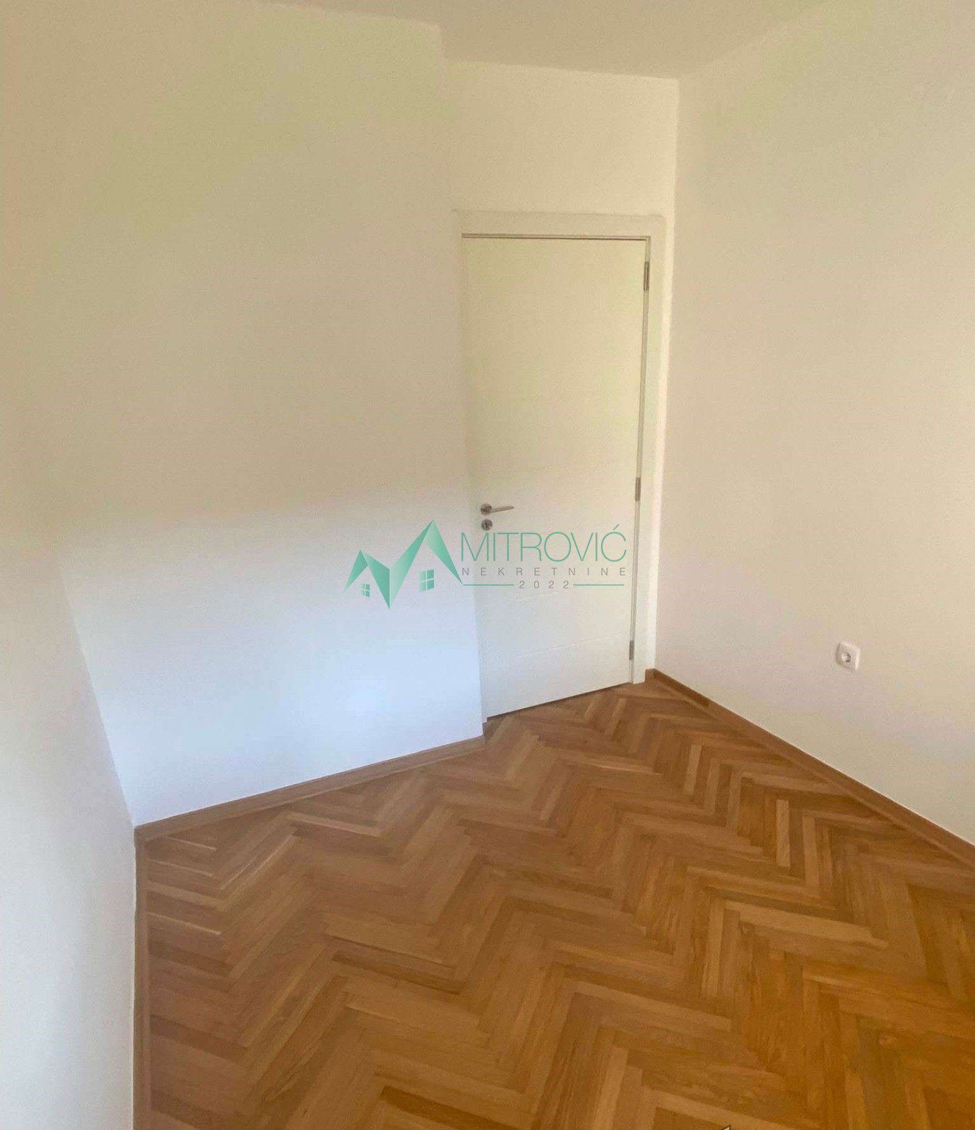 Stan Prodaja Novi Sad  40 m2