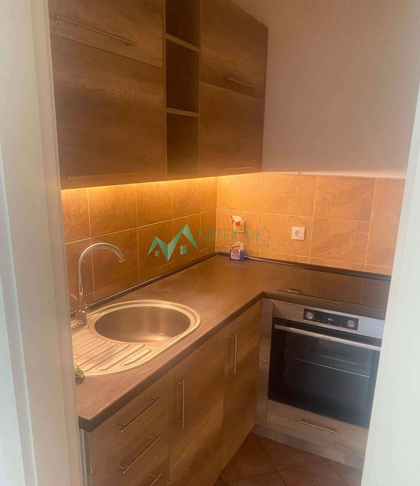 Stan Prodaja Novi Sad  40 m2
