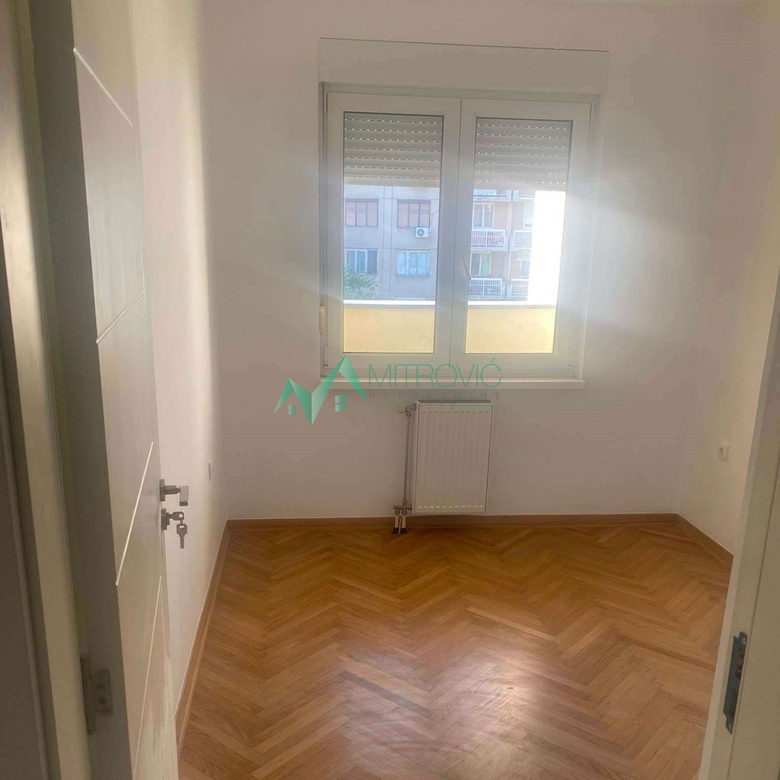 Stan Prodaja Novi Sad  40 m2