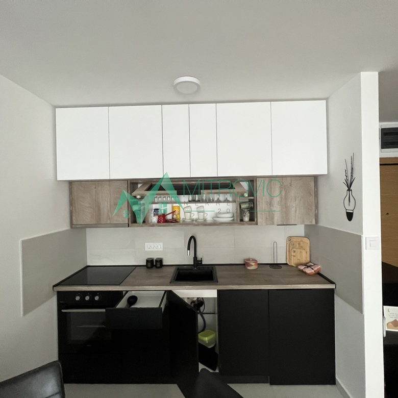 Stan Prodaja Novi Sad  48 m2