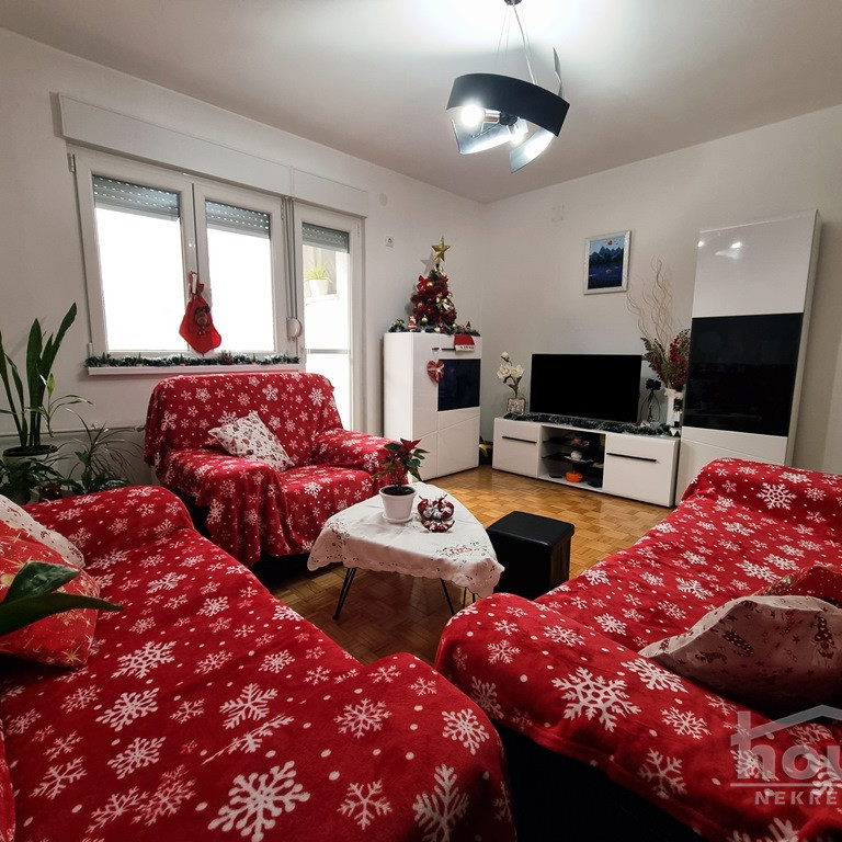 Stan Prodaja Novi Sad  54 m2