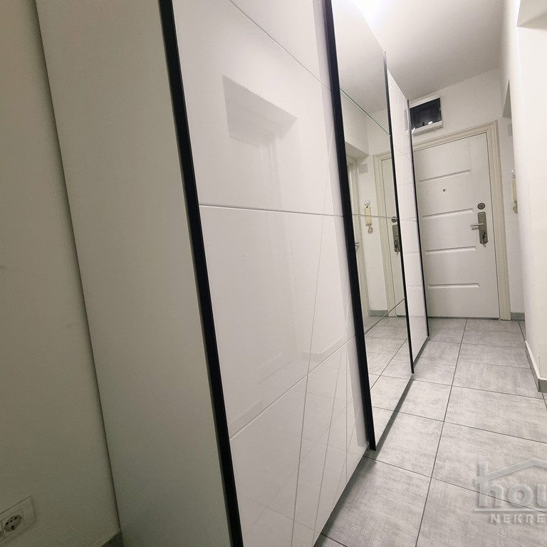Dvosoban stan na prodaju, Železnička Stanica, Novi Sad, 54m², 162.000 €