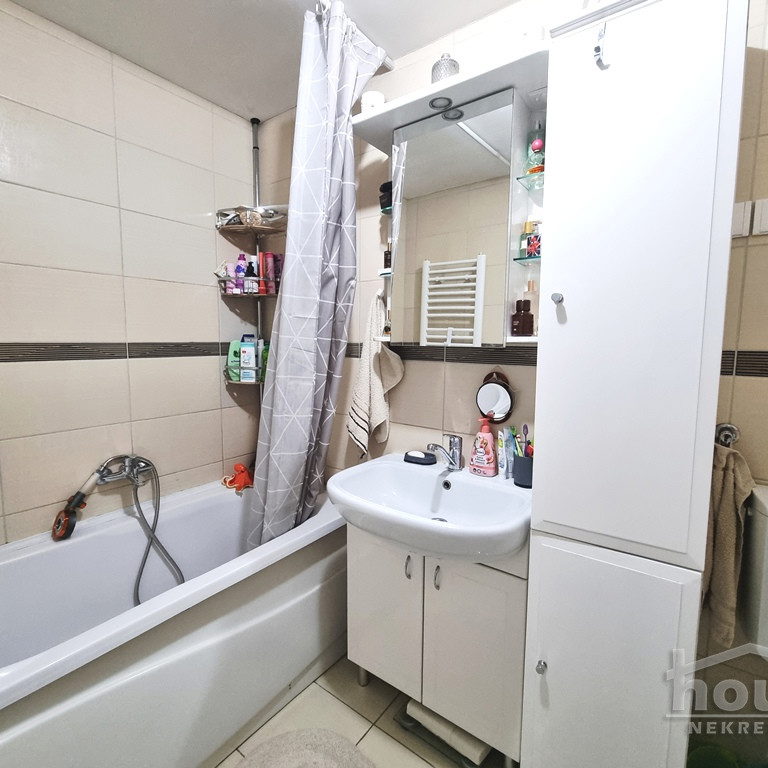 Stan Prodaja Novi Sad  48 m2