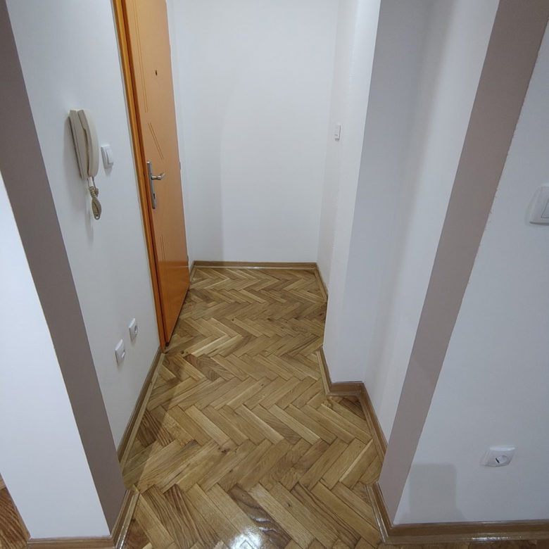 Stan Prodaja Novi Sad  40 m2