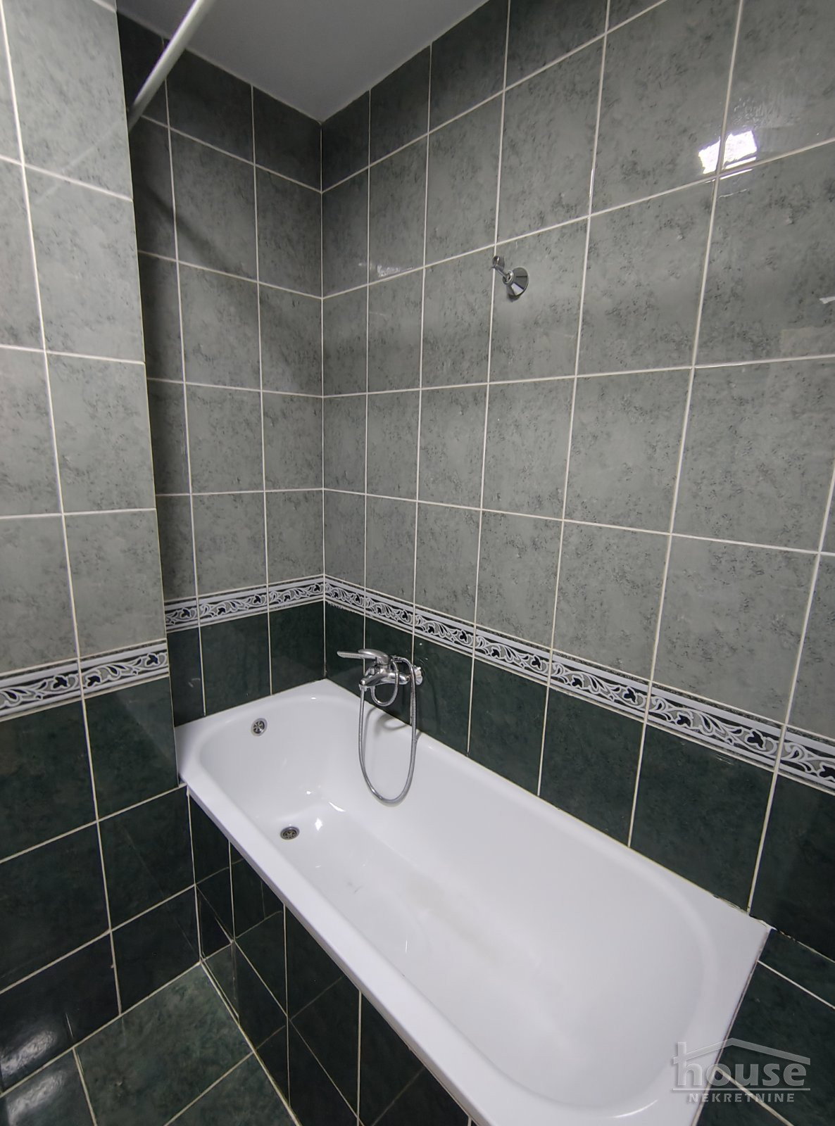 Stan Prodaja Novi Sad  40 m2