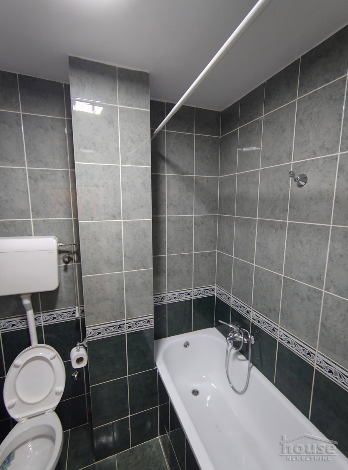Stan Prodaja Novi Sad  40 m2