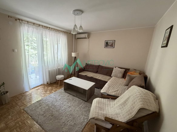 Stan Prodaja Novi Sad  54 m2