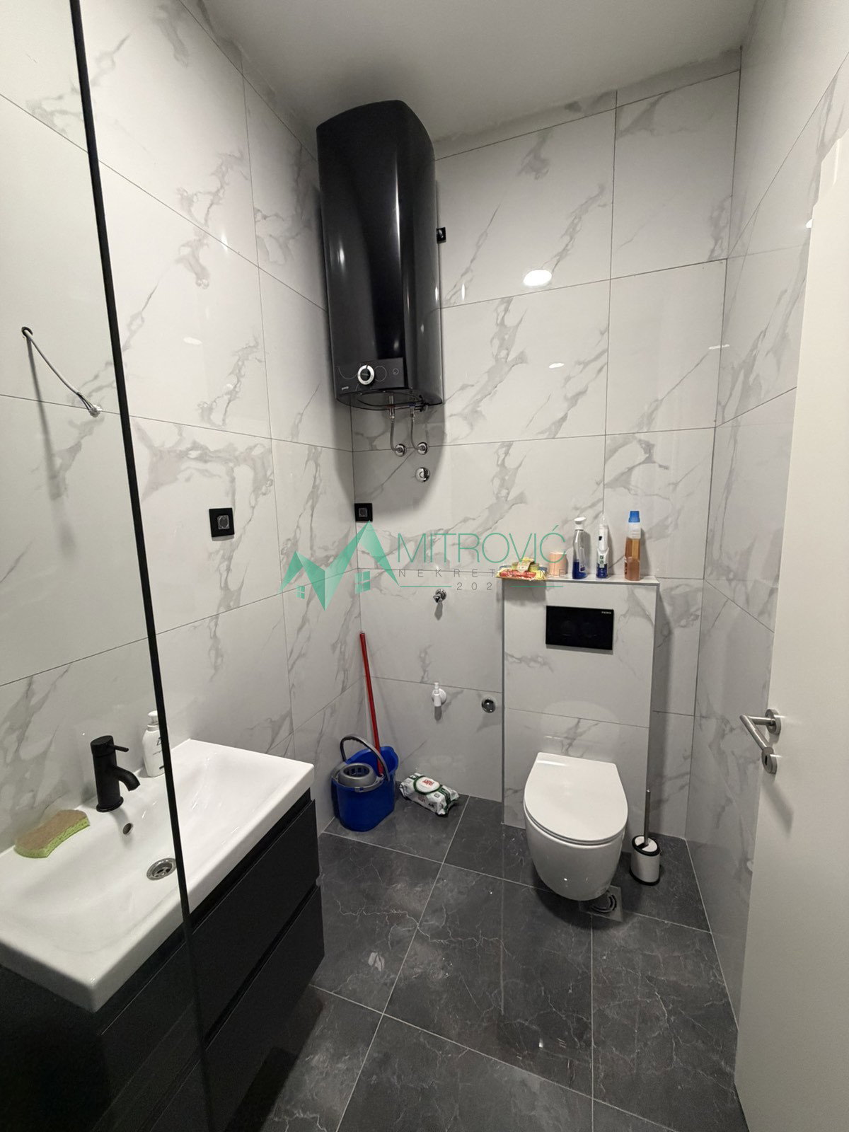 Stan Prodaja Novi Sad  47 m2