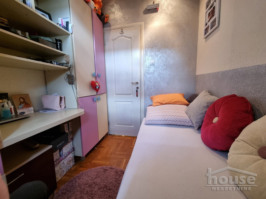 Troiposoban stan na prodaju, Centar, Novi Sad, 77m², 198.800 €