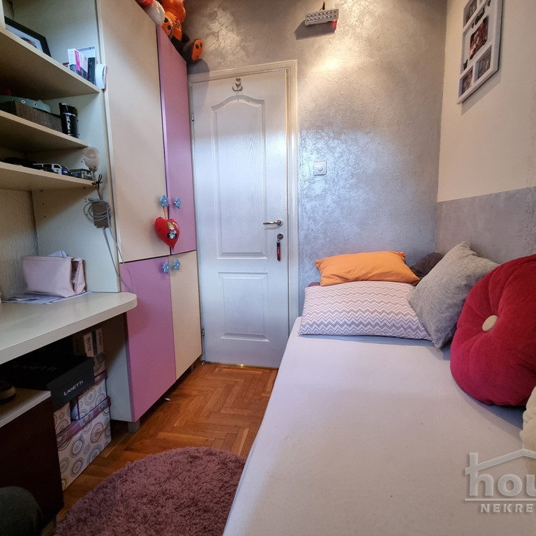 Troiposoban stan na prodaju, Centar, Novi Sad, 77m², 198.800 €
