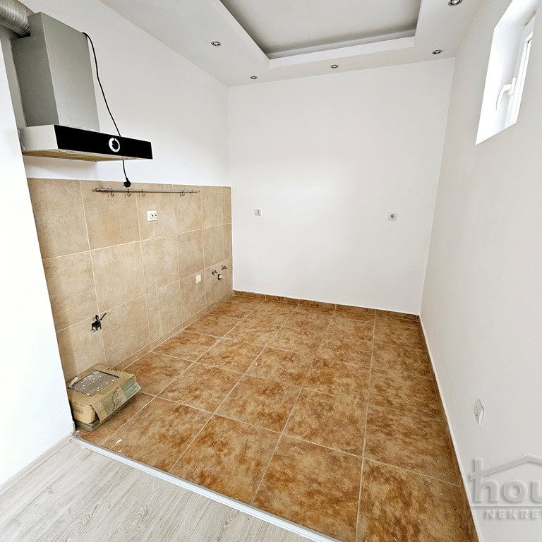 Stan Prodaja Novi Sad  130 m2