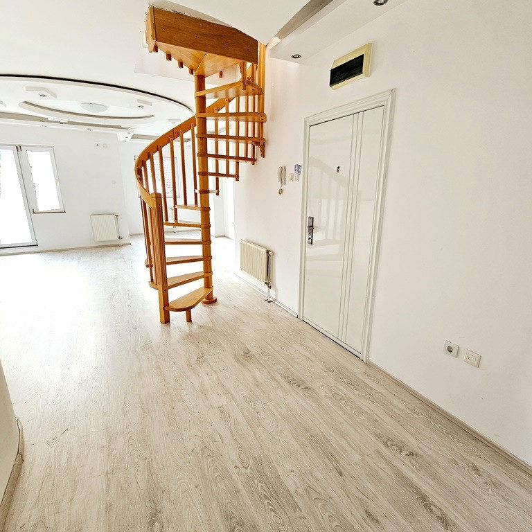 Stan Prodaja Novi Sad  130 m2