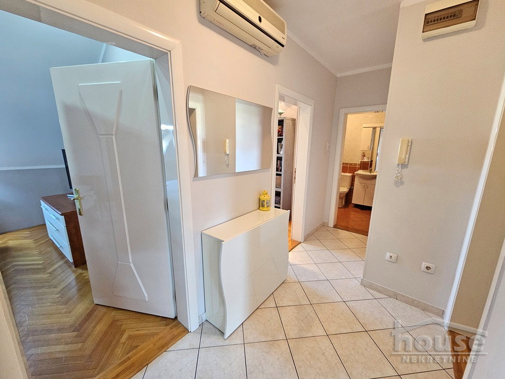 stanovi-3-5-dx-grbavica-1063173-r6oro Troiposoban stan na prodaju, Grbavica, Novi Sad, 80m², 4. sprat, 200.000 €