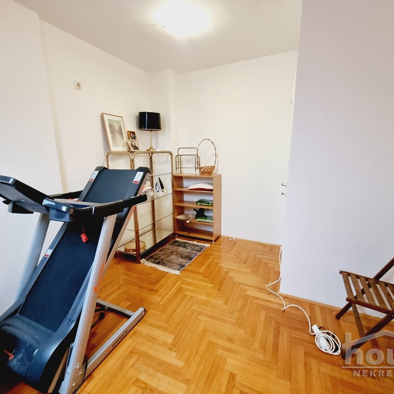 Troiposoban stan na prodaju, Socijalno, Novi Sad, 80m², 3. sprat, 236.900 €