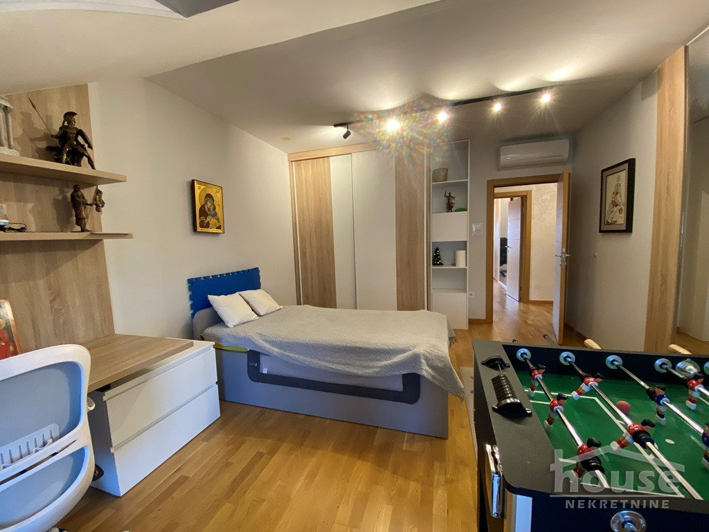 Troiposoban stan na prodaju, Nova Detelinara, Novi Sad, 111m², 4. sprat, 277.500 €
