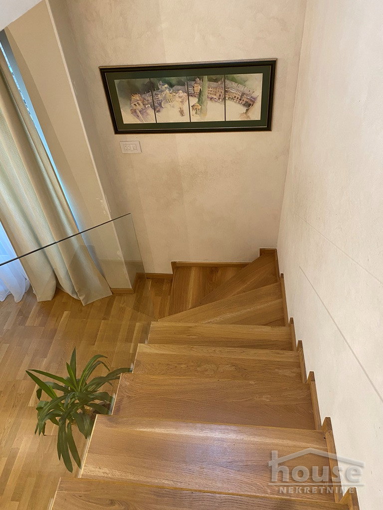 Troiposoban stan na prodaju, Nova Detelinara, Novi Sad, 111m², 4. sprat, 277.500 €