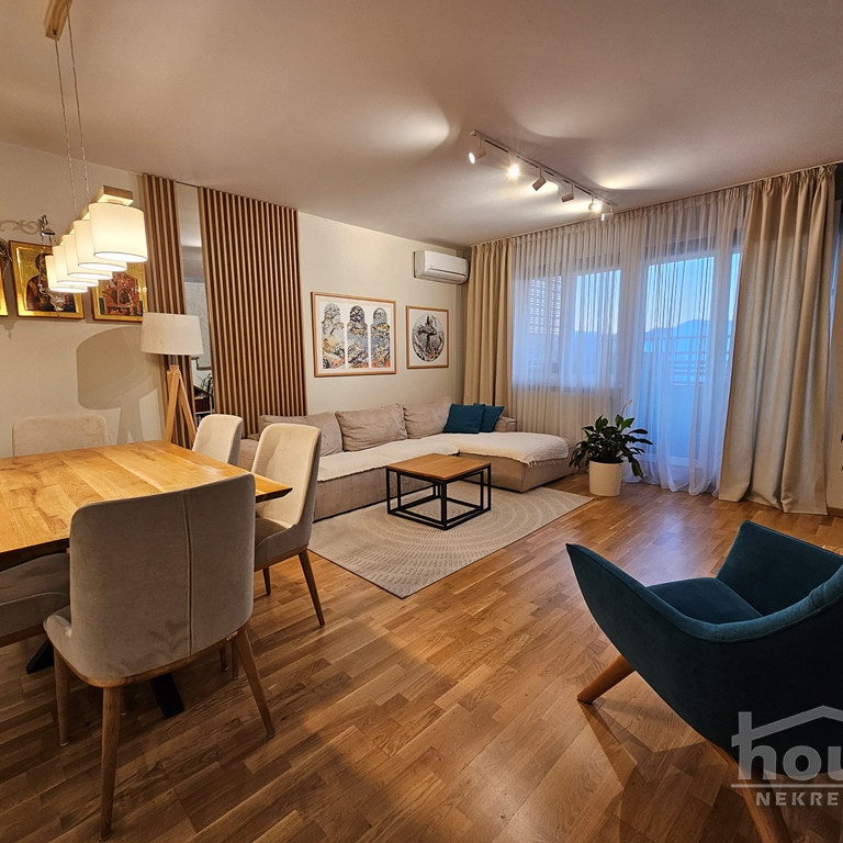Stan Prodaja Novi Sad  111 m2