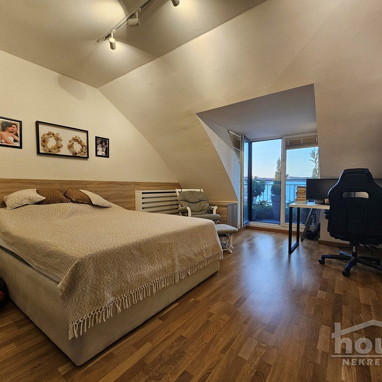 Troiposoban stan na prodaju, Nova Detelinara, Novi Sad, 111m², 4. sprat, 277.500 €