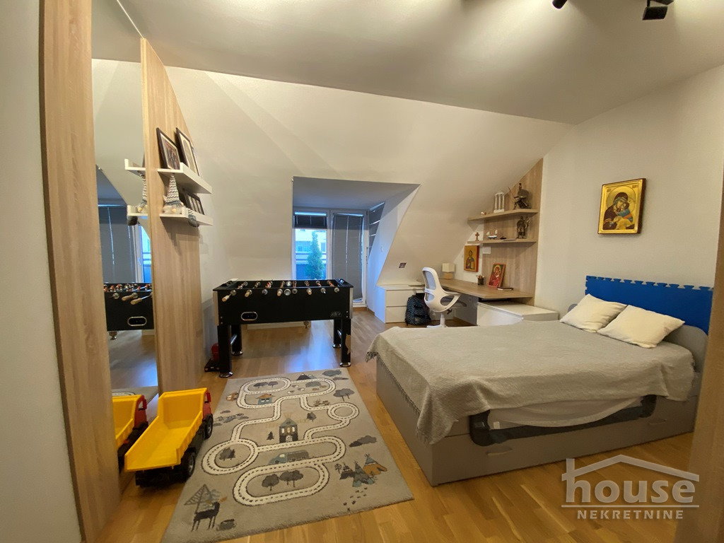 Troiposoban stan na prodaju, Nova Detelinara, Novi Sad, 111m², 4. sprat, 277.500 €