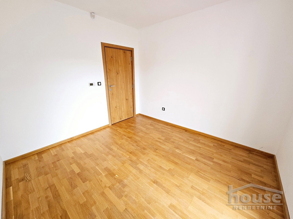 Troiposoban stan na prodaju, Sremska Kamenica, Novi Sad, 124m², 1. sprat, 272.800 €