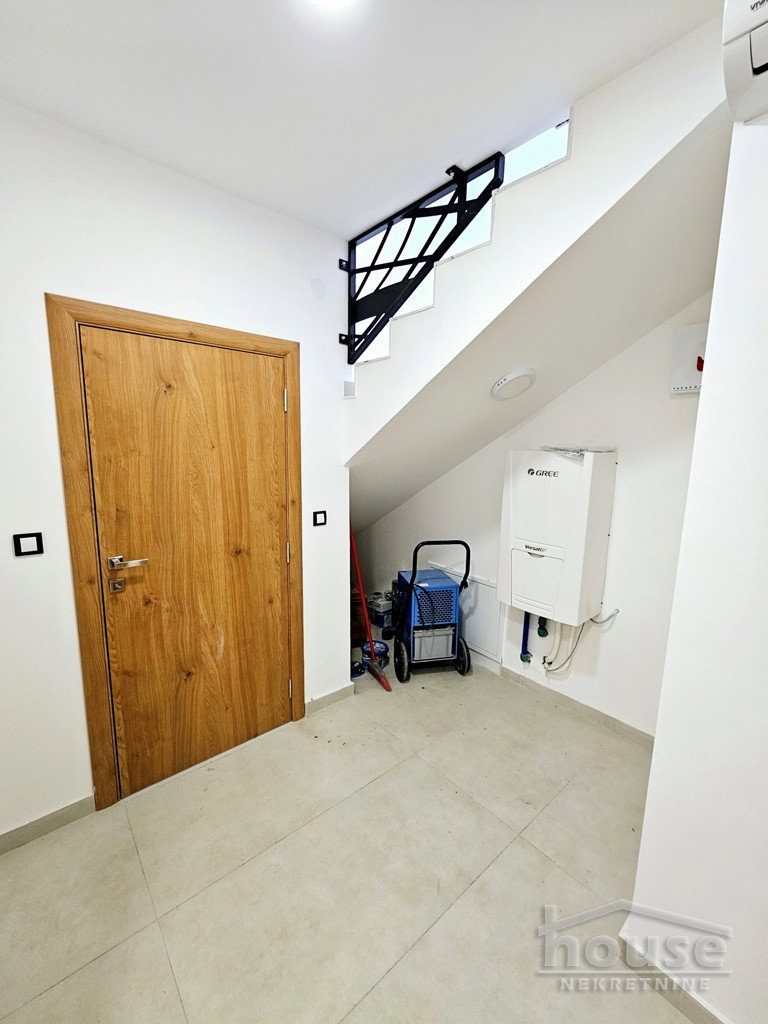 Stan Prodaja Novi Sad  124 m2