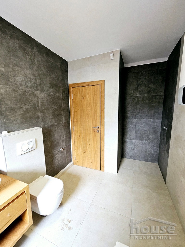 Troiposoban stan na prodaju, Sremska Kamenica, Novi Sad, 124m², 1. sprat, 272.800 €