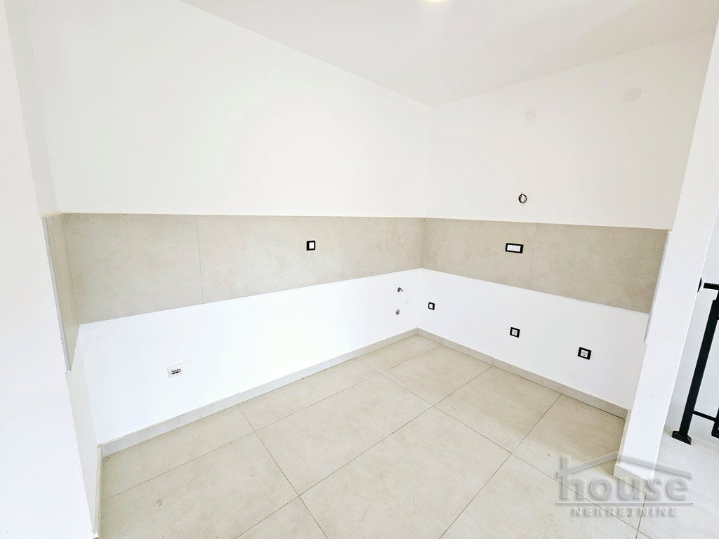 Stan Prodaja Novi Sad  124 m2