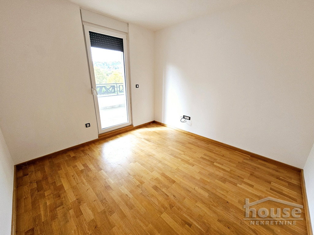 Troiposoban stan na prodaju, Sremska Kamenica, Novi Sad, 124m², 1. sprat, 272.800 €