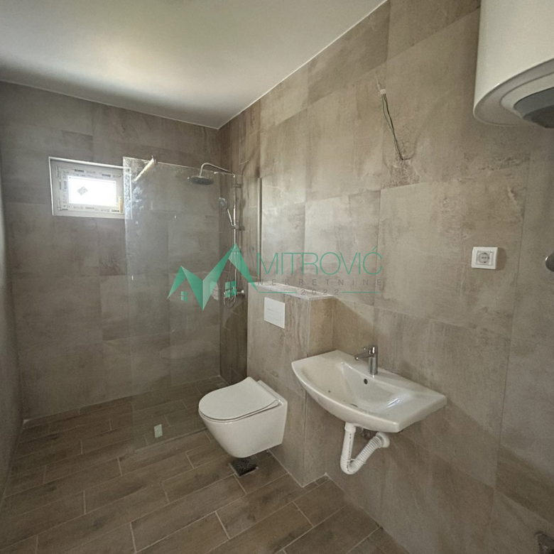 Troiposoban stan na prodaju, Adice, Novi Sad, 82m², 148.650 €