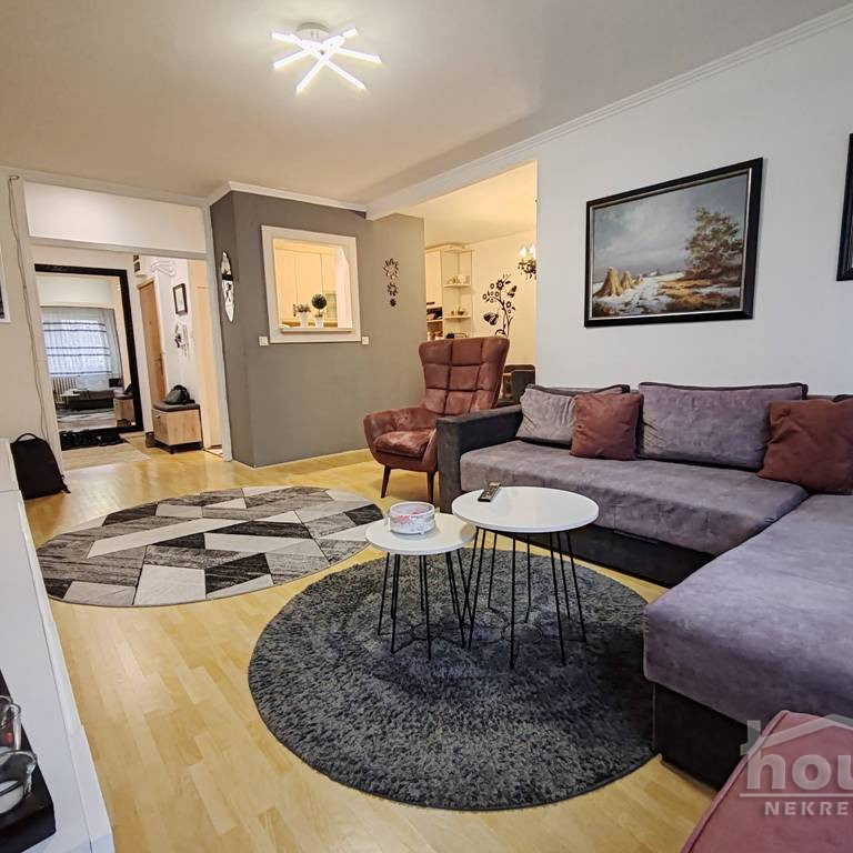 Stan Prodaja Novi Sad  70 m2