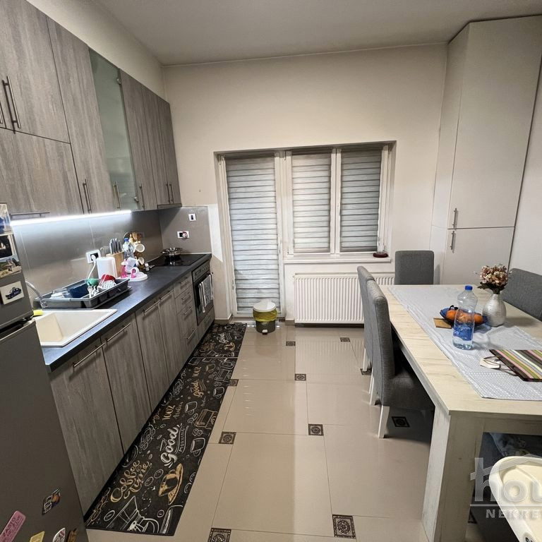 Stan Prodaja Novi Sad  87 m2