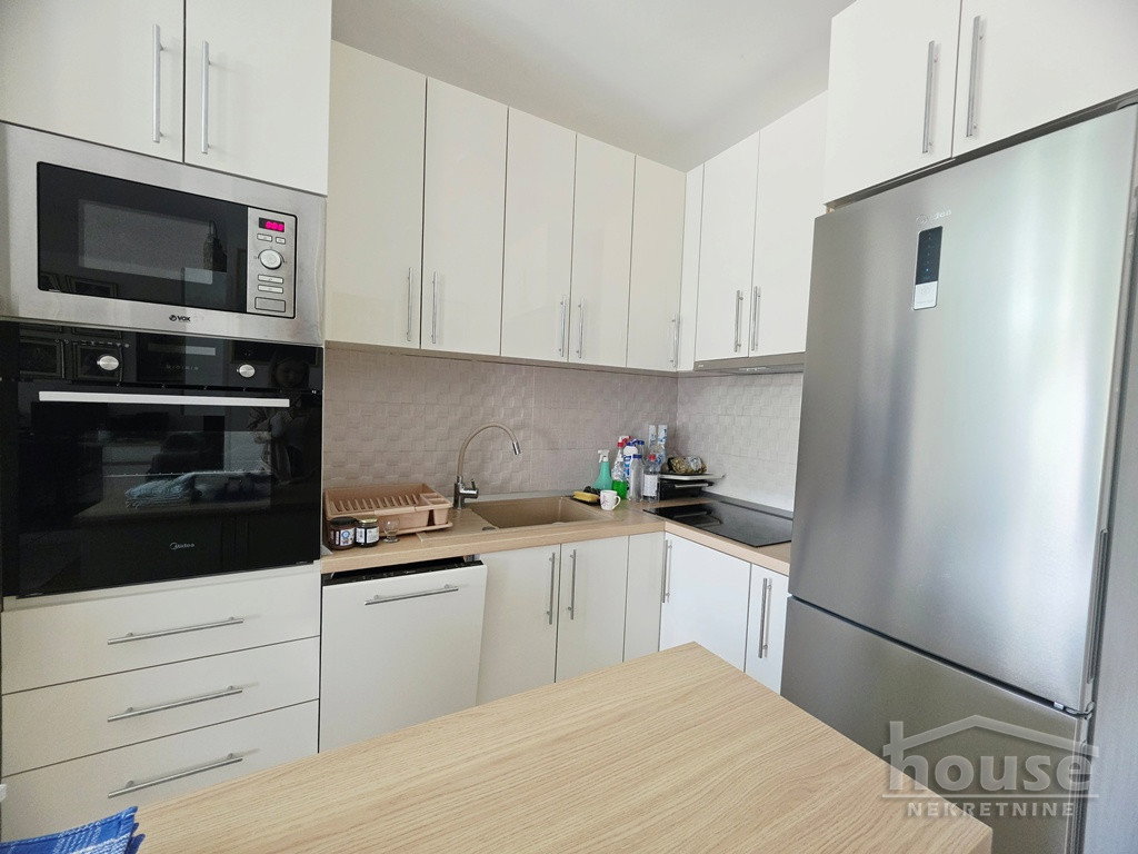 Troiposoban stan na prodaju, Adice, Novi Sad, 80m², 1. sprat, 180.000 €