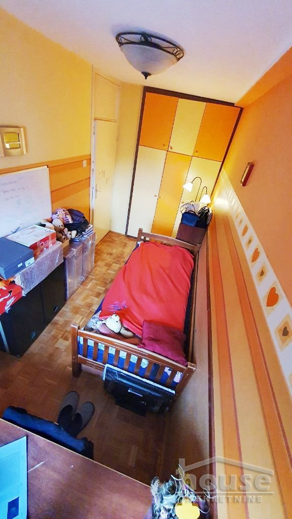 stanovi-3-5-re-bulevar-1065479-wwnks Četvorosoban stan na prodaju, Bulevar Oslobođenja, Novi Sad, 70m², 179.000 €