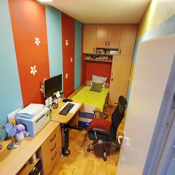 Četvorosoban stan na prodaju, Bulevar Oslobođenja, Novi Sad, 70m², 179.000 €