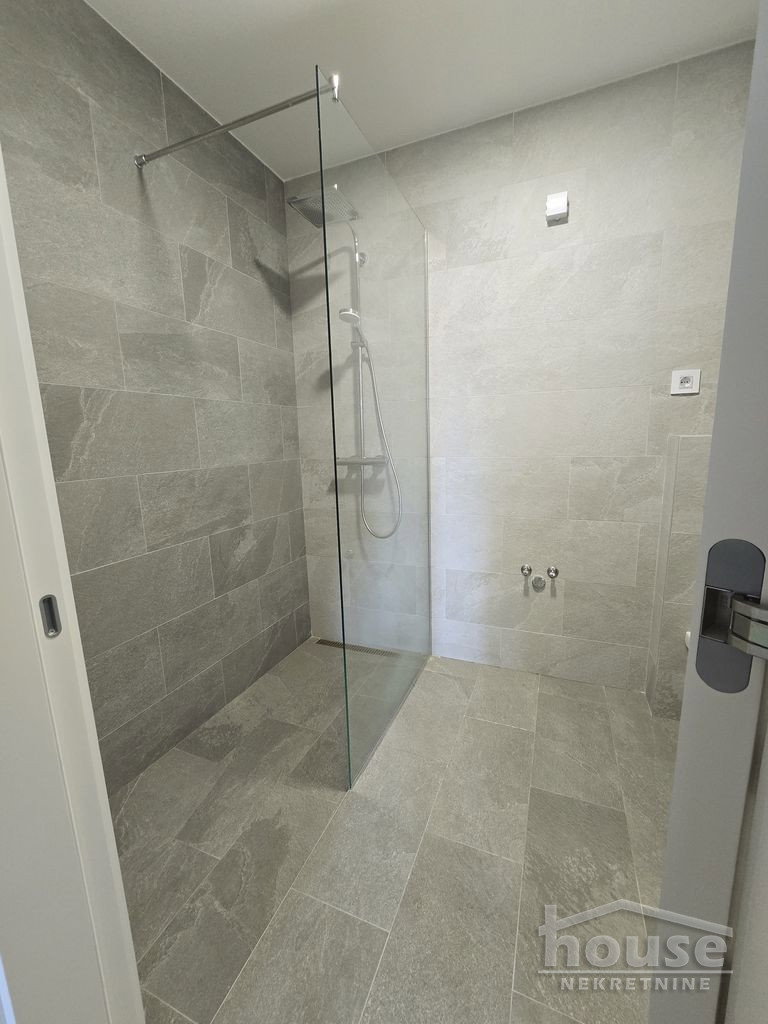 stanovi-3-5-re-centar-1100586-jefx7 Troiposoban stan na prodaju, Centar, Novi Sad, 86m², 1. sprat, 393.880 €