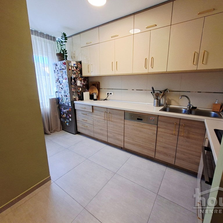 Stan Prodaja Novi Sad  116 m2